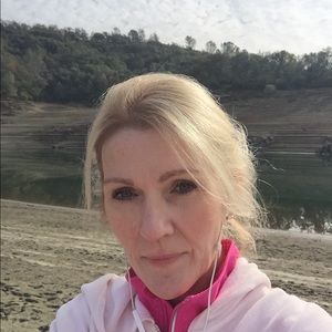 Meet your Posher, Teri